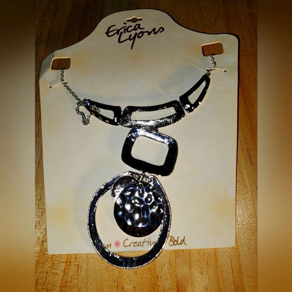 New Erica Lyons Silver Statement Necklace NWT 1